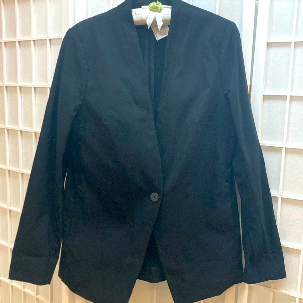 Logo Jacket -S NWT
